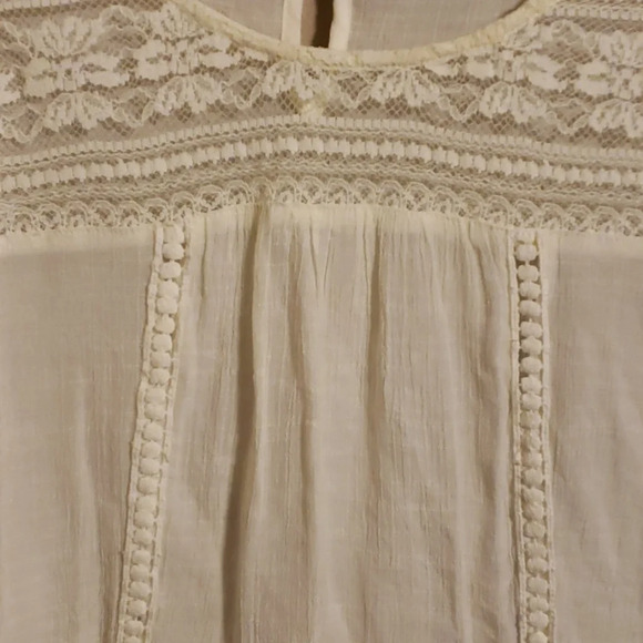 Filly flair lace sheer off white top - Picture 3 of 4